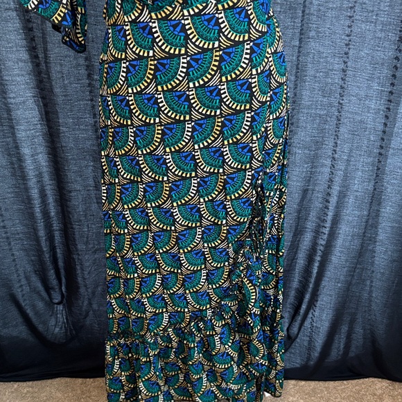 Chic Teal Patterned Long Sleeve Dress - Picture 3 of 8